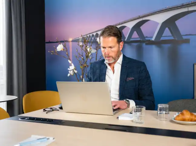 Work on the Zeeland Bridge and the Westerschelde Tunnel